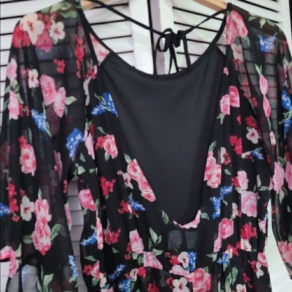 Romeo & Juliette Couture Floral Romper Dress Size M - Picture 6 of 7
